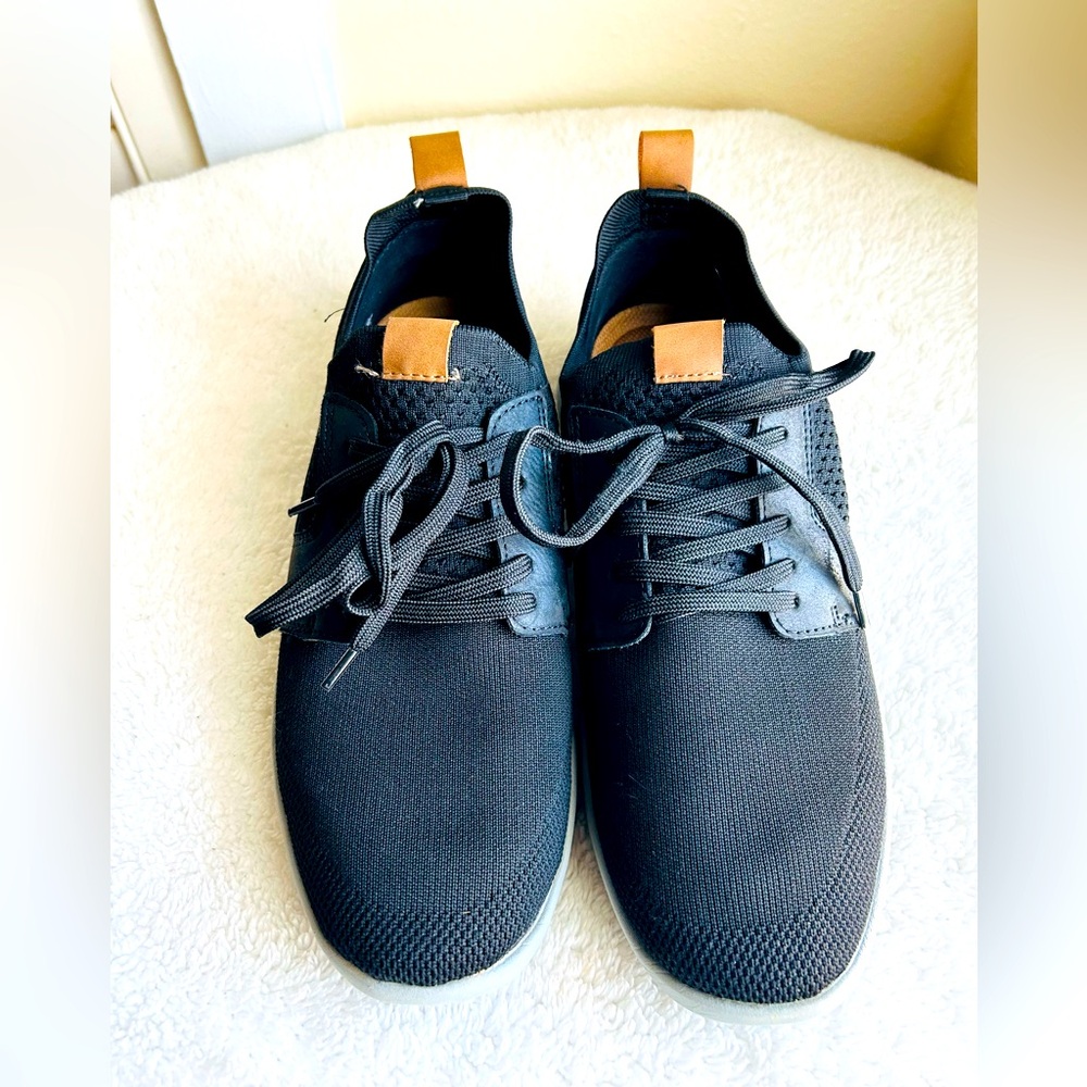 IZOD MEMORY FOAM Men's Black US Size 10 Bannister Style